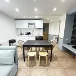Urban Flat 86 - Charming Paris Central Flat